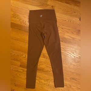 Aritzia Tna Action Leggings